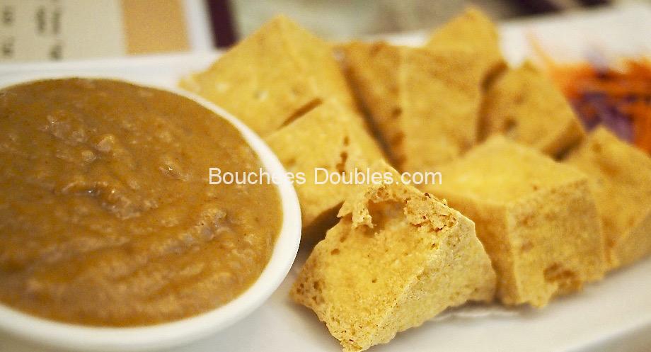 Sauce cacahuète aux bananes et épices