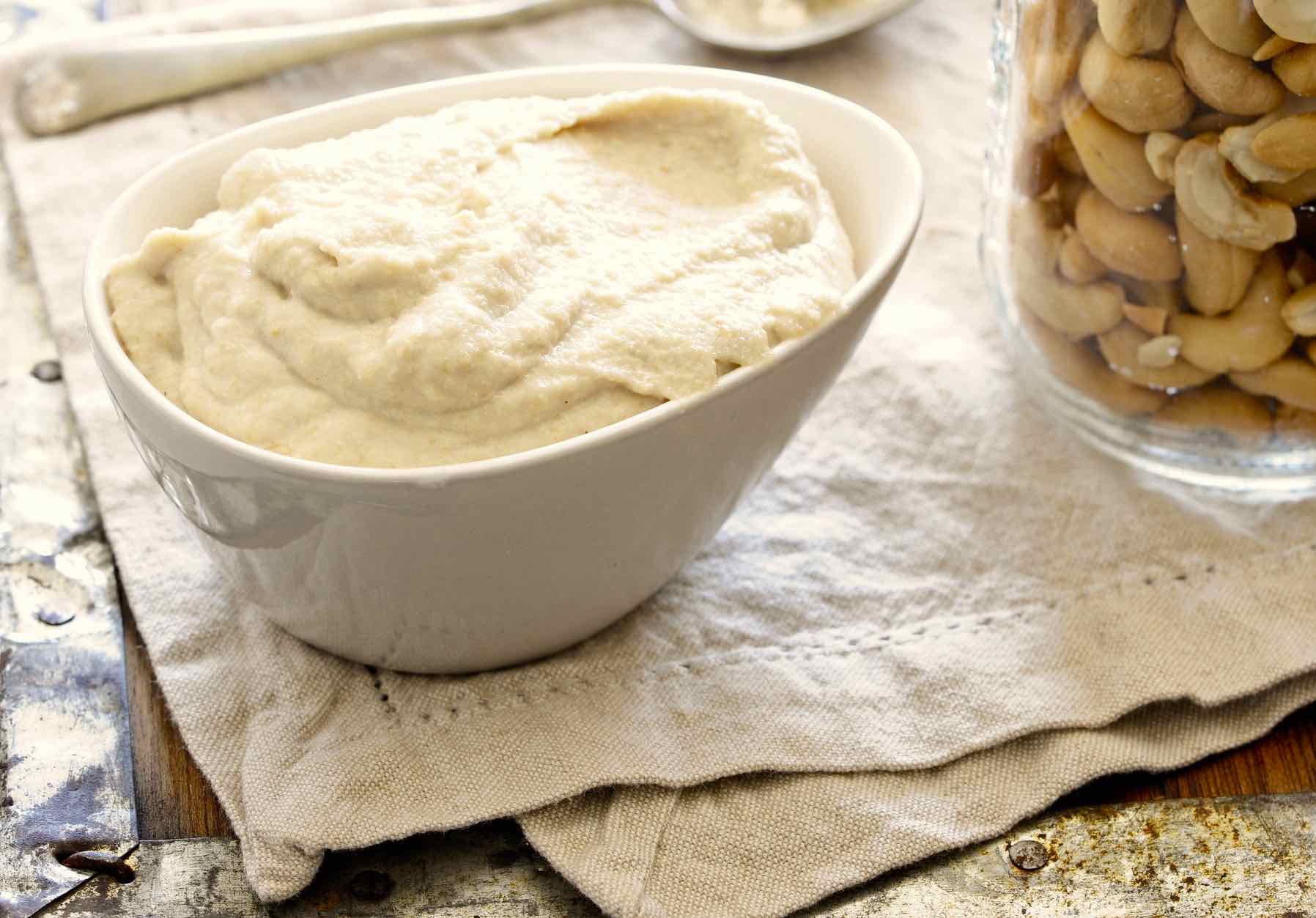 Sauce au Kefir et aux noix